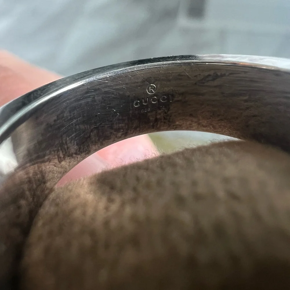 Gucci Silver Interlocking G Cutout Band Ring